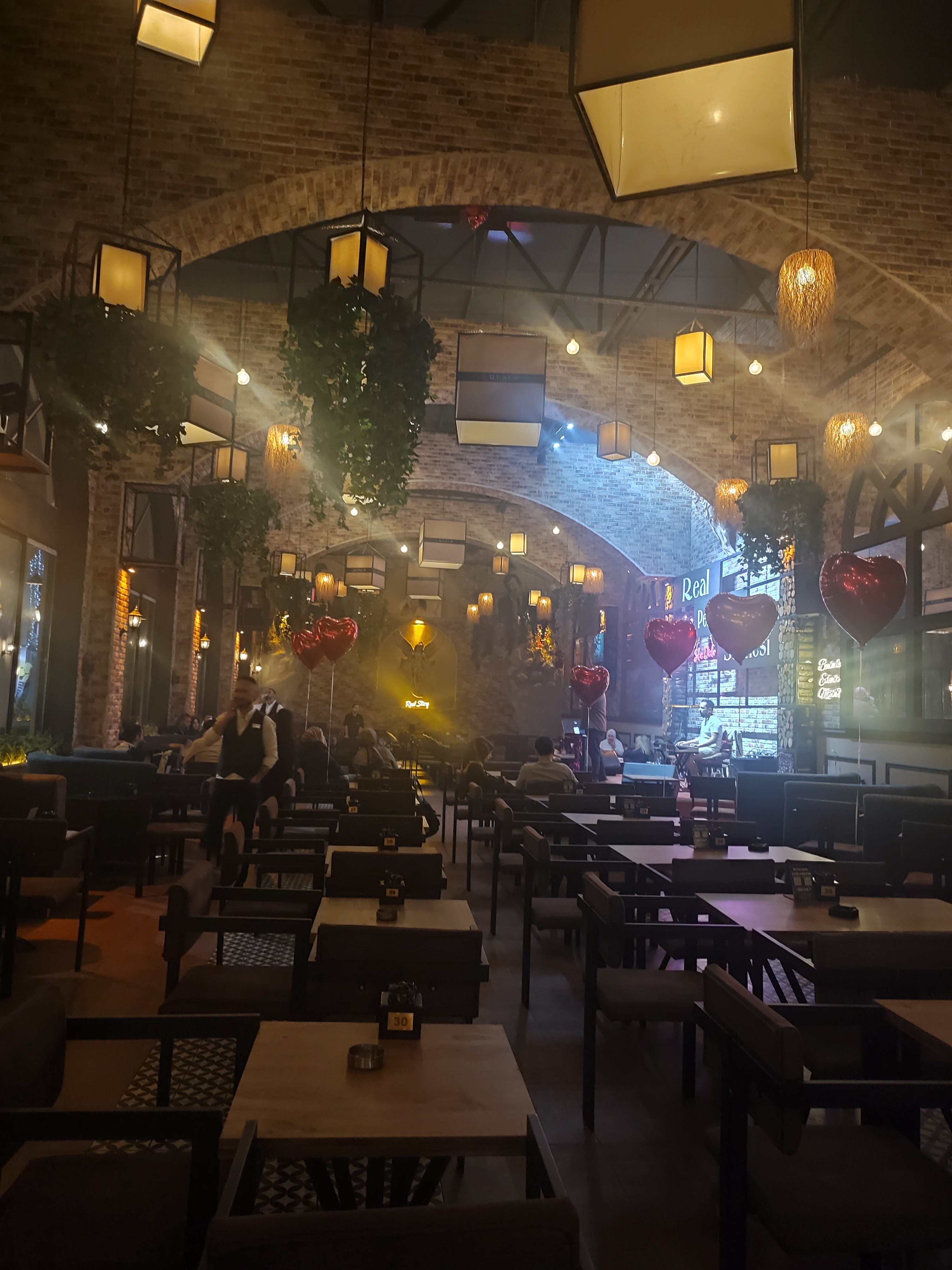 Real Coffee House iç mekan